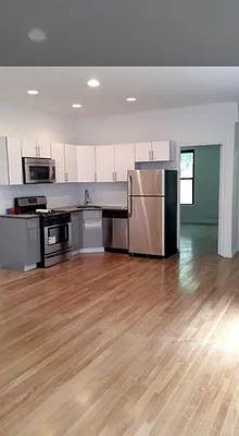 Rented by Nooklyn NYC LLC | media 4