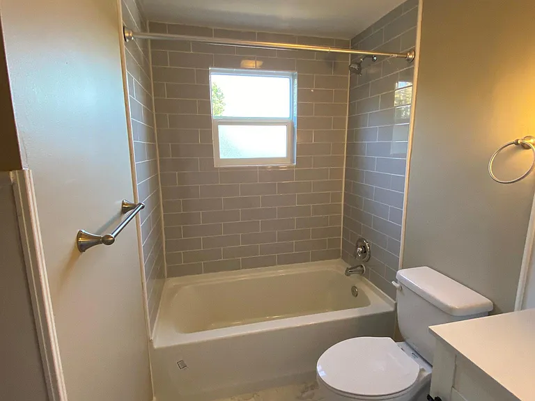upper level bathroom