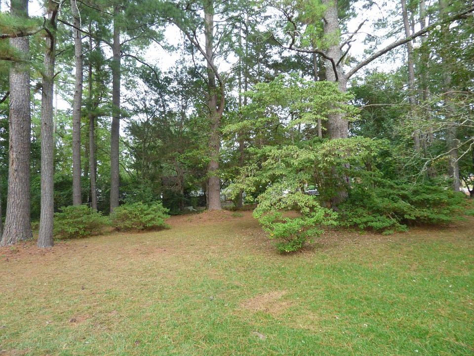 205 Pine St Edgefield, SC, 29824 Apartments for Rent Zillow