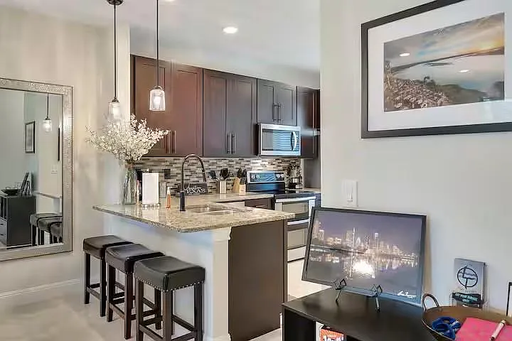 585 Demarett Dr — Photo 11