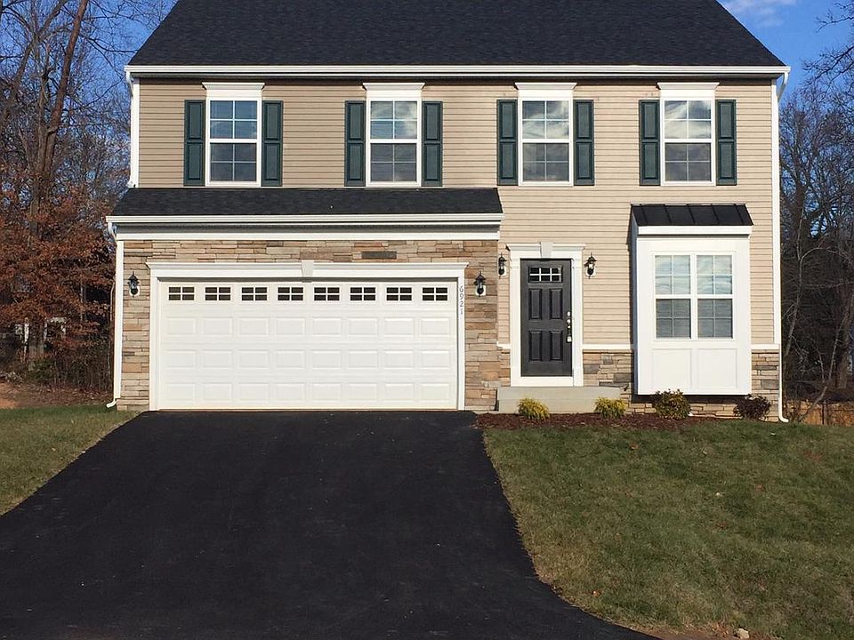 1st image of 6921 Lunette Ln