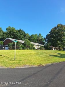 21 Alva Street, East Greenbush, NY, 12061