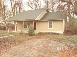 104 N Hornet Creek St, Council, ID 83612