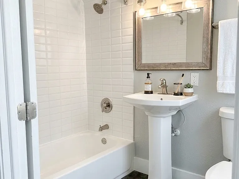 301 S Gomez Ave #108 — Photo 6