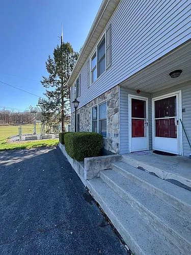 711 Hill Rd #I Photo 1