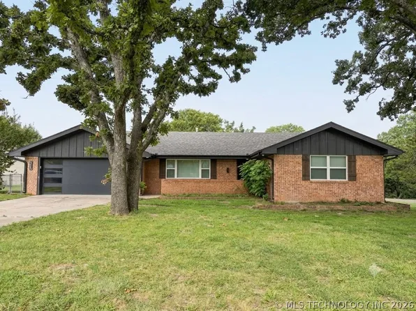 515 Price St, Ada, OK 74820