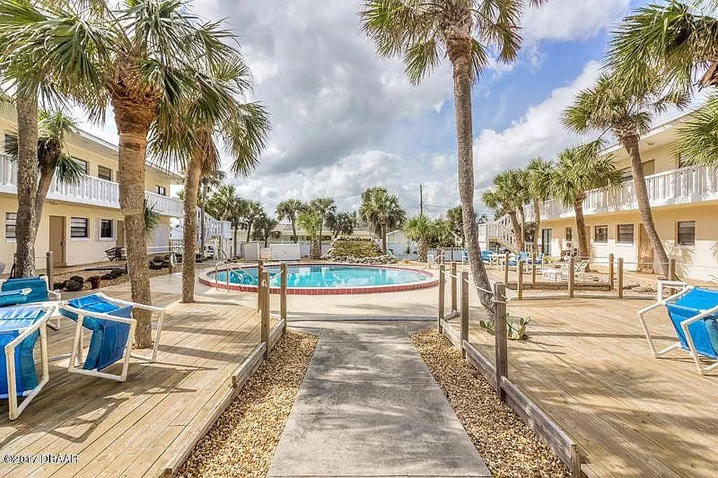 2790 Ocean Shore Blvd — Photo 3