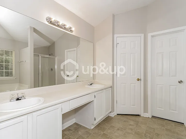 1122 W Shore Dr — Photo 9