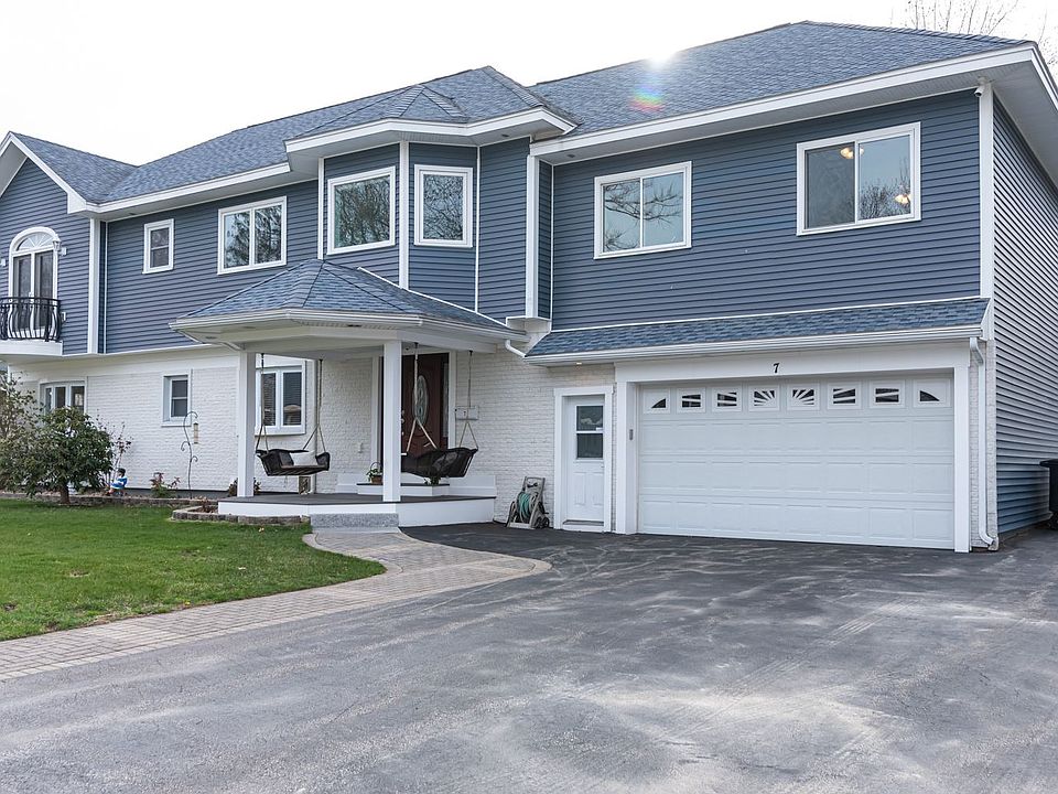 1st image of 7 Forest Hills Dr