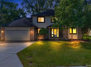 4882-25 Mile Rd, Utica, MI 48316