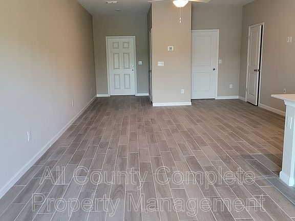 4th image of 2638 Sandy Dune Dr