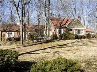 912 N Ridge Rd, Perkasie, PA 18944