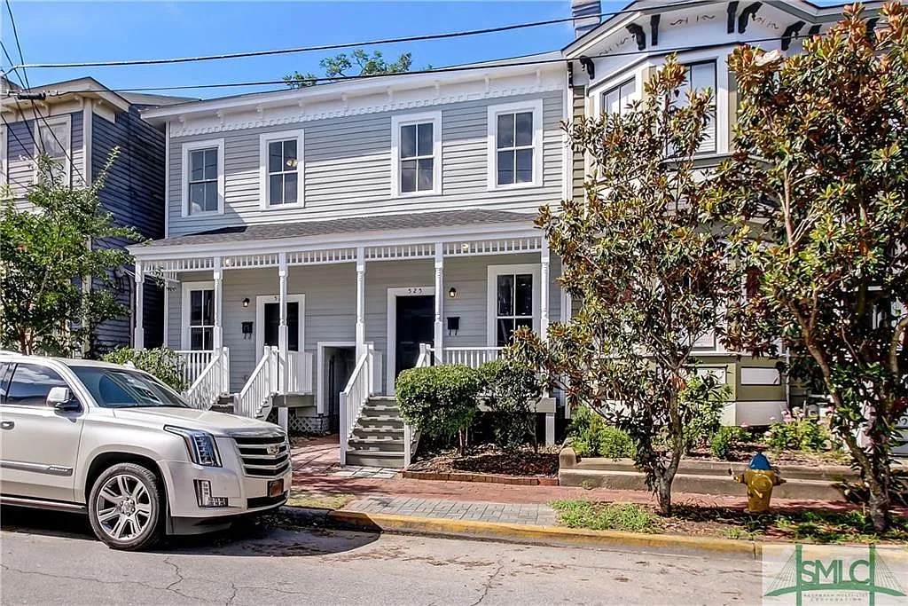 525 E Gaston St — Photo 1