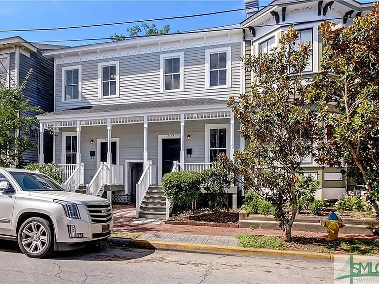 525 E Gaston St — Photo 1