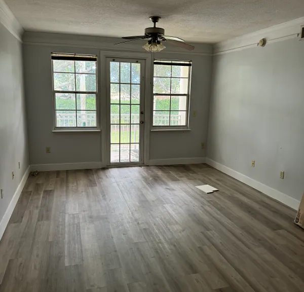 9905 Baywinds Dr — Photo 1