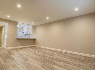 2744 Briarhurst Dr APT 26, Houston, TX 77057