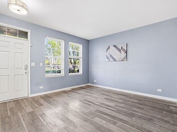 2nd image of 3030 Seekonk Ave