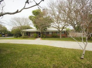 564 W Davis Blvd, Tampa, FL 33606