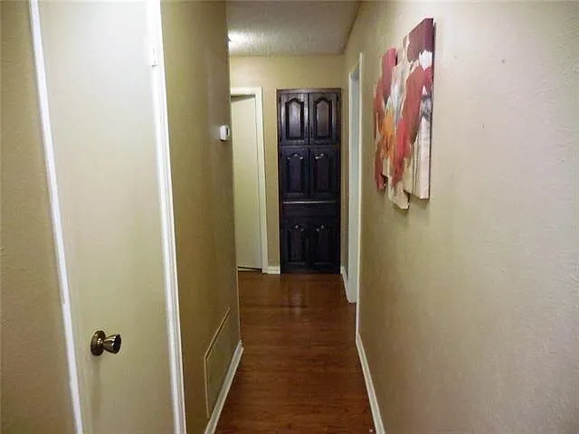 4124 Buckthorn Ct — Photo 4