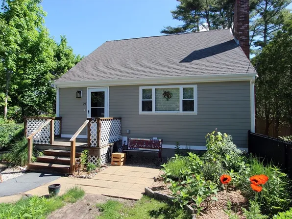 29 Wenonah Rd, Wareham, MA 02571