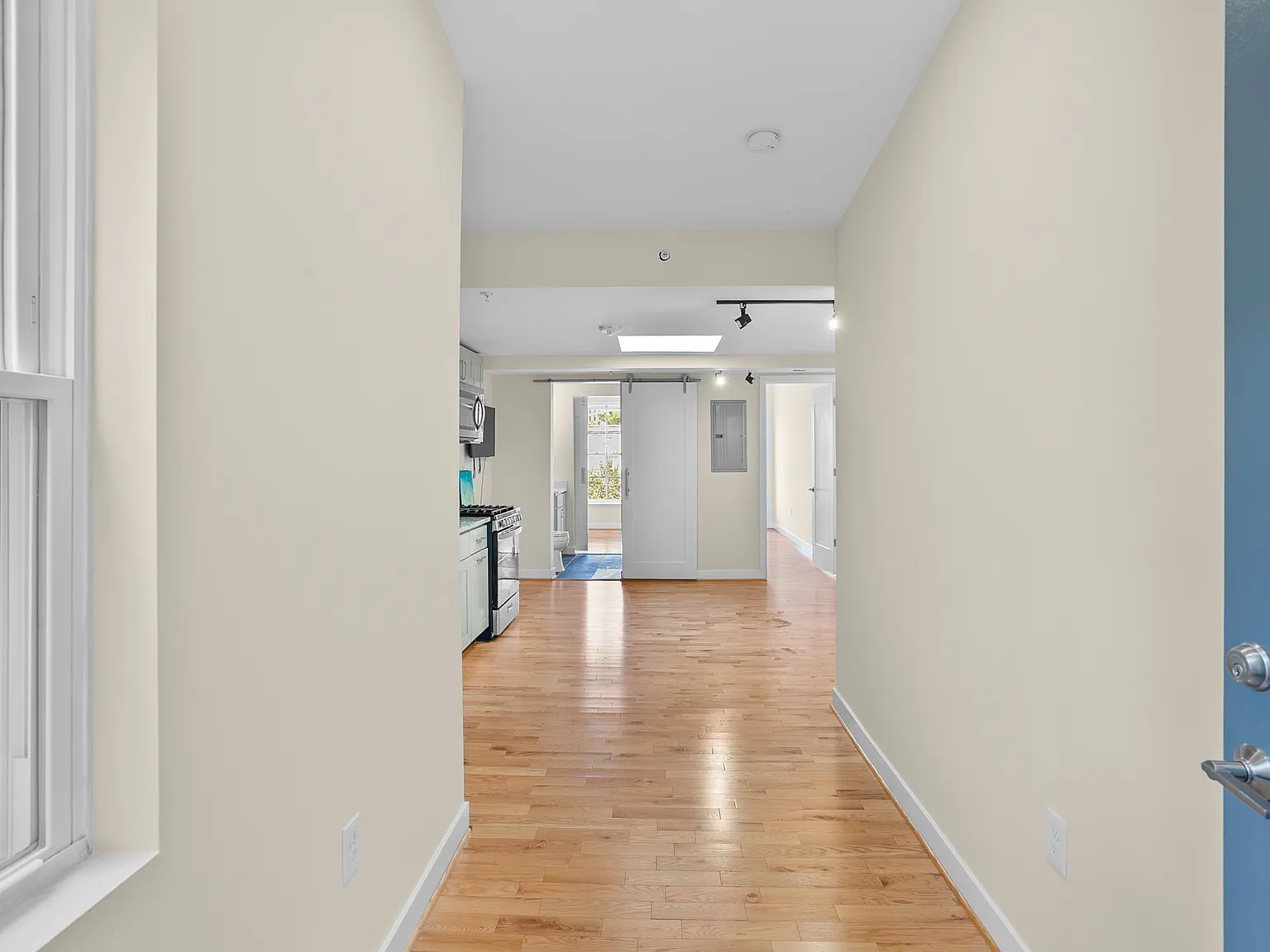 1 bed, 650 sqft, $1,350 — Photo 4