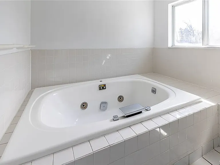 7520 Spectrum Way — Photo 39