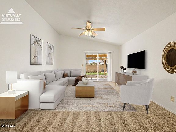 3rd image of 10052 E Paseo