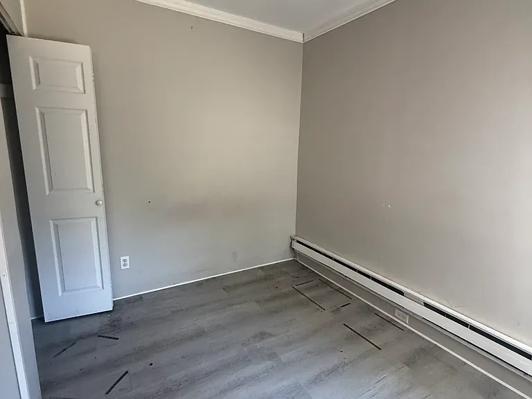 17 Davis St #2R — Photo 19