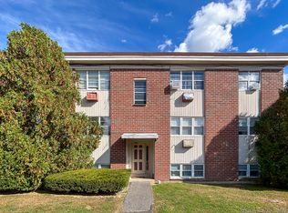 21 Belair Dr #21, New Milford, CT 06776