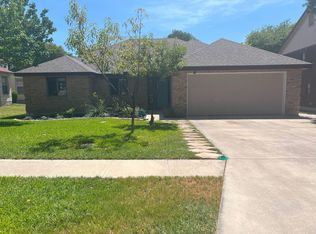 13205 Ryden Dr, Live Oak, TX 78233