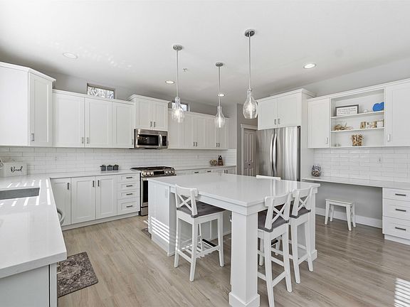 2nd image of 10651 Kimola Way