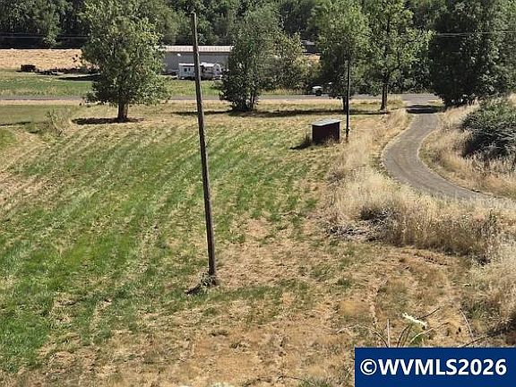 5th image of LOT 113 Knox Butte Rd