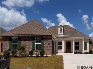 21433 Blue Fin Dr, Springfield, LA 70462