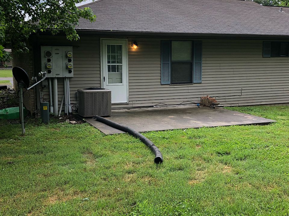 2nd image of 1629 S Division St APT A