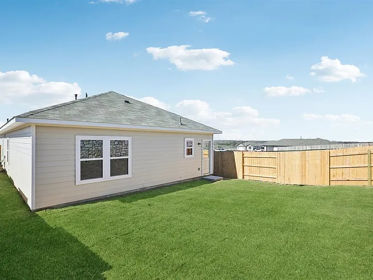 11905 Murano Dr — Photo 14