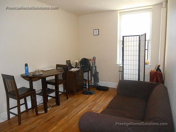 3rd image of 222 Essex St #23