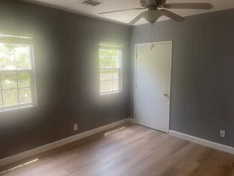 5736 N Willow Crest Ave — Photo 16
