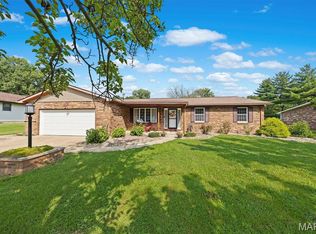 6409 Alpha Dr, Alton, IL 62002