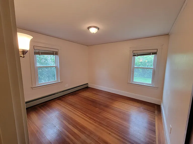 103 Lauriston St #1 — Photo 14