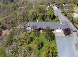 210 Lloyd Dr, Grants Pass, OR 97526