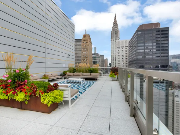 325 Lex Avenue image 7 of 10