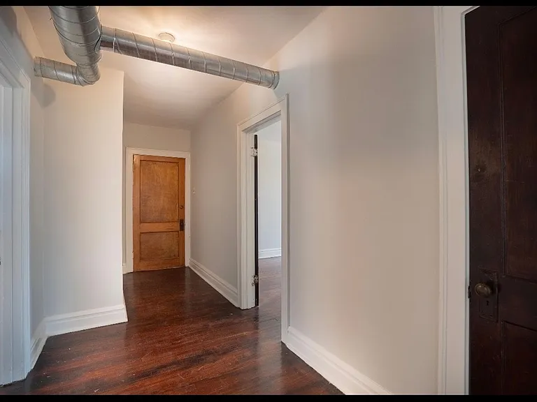 4419 S Kingshighway Blvd — Photo 6