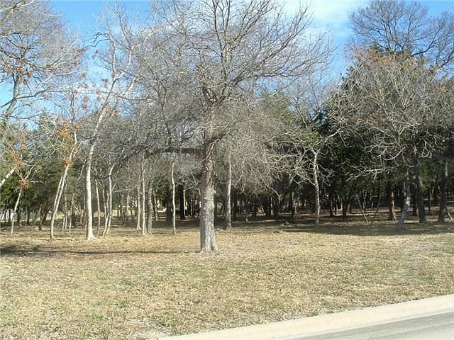 2nd image of 2208 Bluff Ct