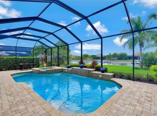 9107 Graphite Cir, Naples, FL 34120