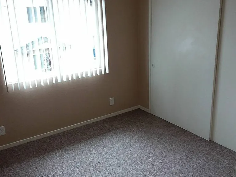 2136 2162nd Vis — Photo 6