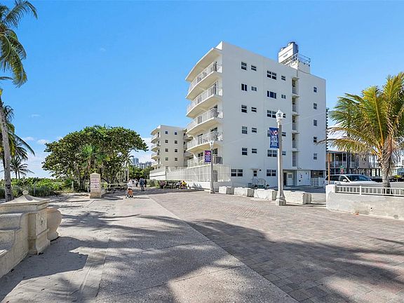 2nd image of 901 S Surf Rd #203