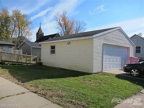 2nd image of 239 W Saint Joseph St