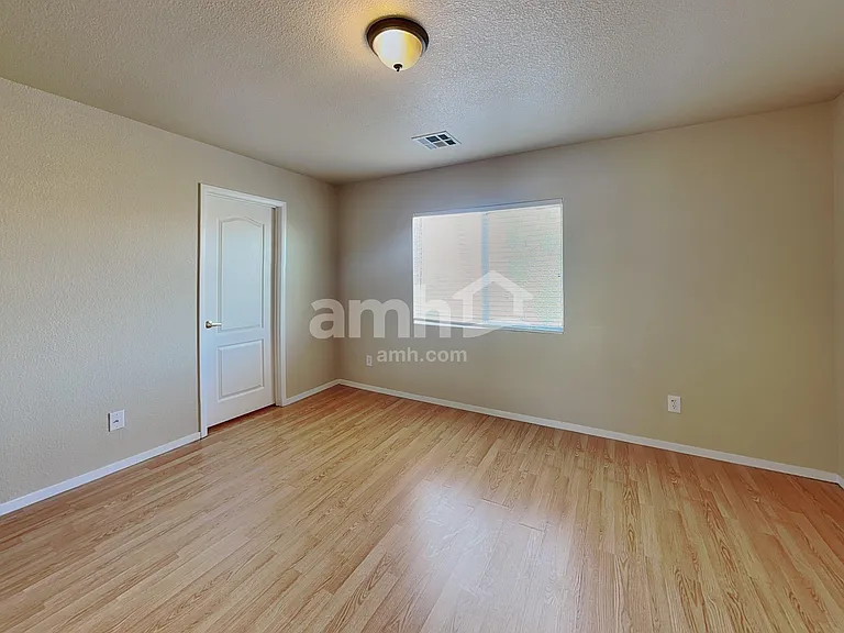 2459 Belt Buckley Dr — Photo 15