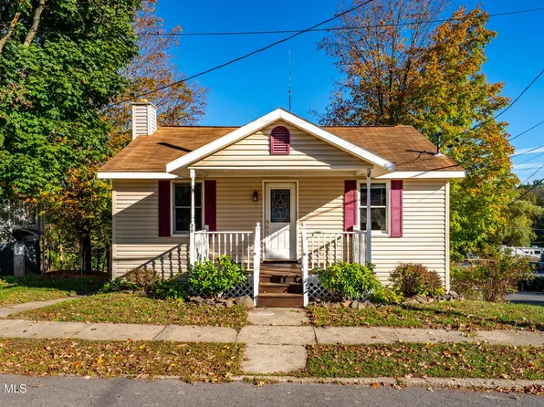 20 Herkimer Street, Victory Mills, NY 12884