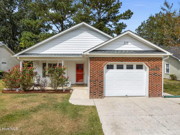 215 Esquire Court, New Bern, NC 28562